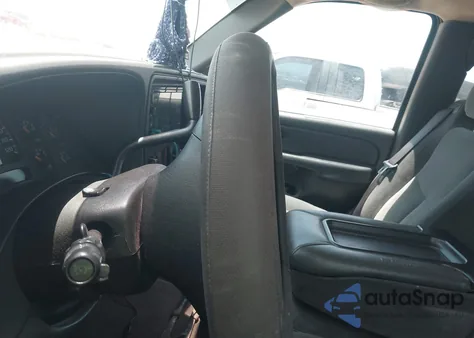 2005 Chevrolet Silverado 1500 Ls из США, поврежденный, VIN 2GCEC13T051188460